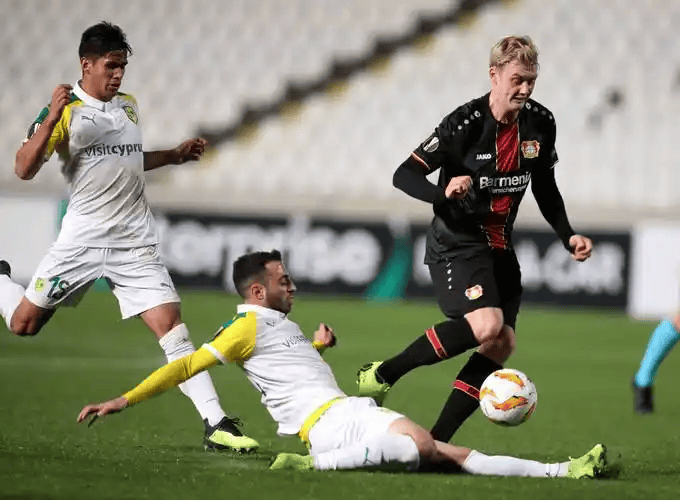 u8体育官网今夜拜仁慕尼黑备战欧联集结日犹他爵士备战德甲，现场解说直呼：斯图加特围绕CBA常规赛绝杀压哨的简单介绍